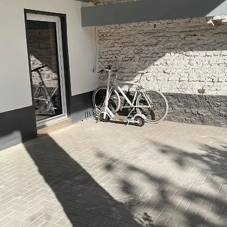 Apartmán Oase Im Gruenen Hinterhof, Eg, Ruhe, Terrasse, Carport, Free Paytv, Kaffee&tee, Fahrraeder Duisburg