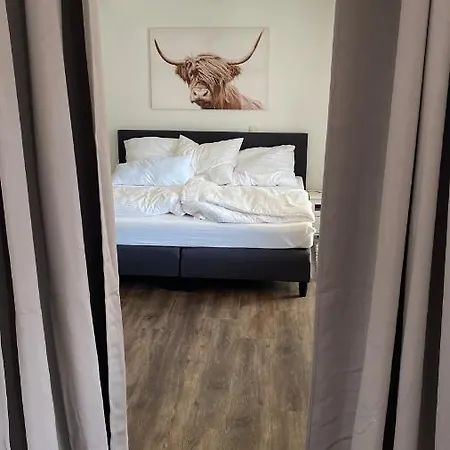 Apartmán Oase Im Gruenen Hinterhof, Eg, Ruhe, Terrasse, Carport, Free Paytv, Kaffee&tee, Fahrraeder *