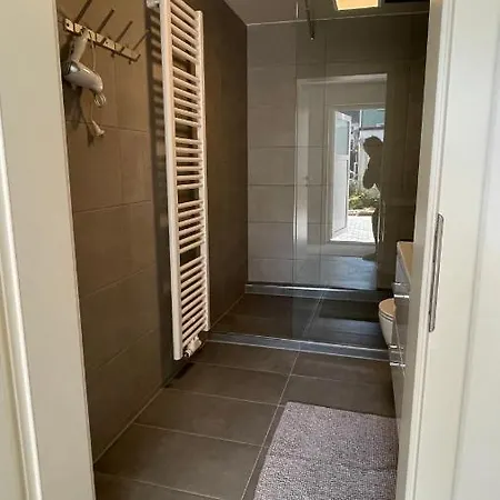 Apartmán Oase Im Gruenen Hinterhof, Eg, Ruhe, Terrasse, Carport, Free Paytv, Kaffee&tee, Fahrraeder *