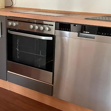 Oase Im Gruenen Hinterhof, Eg, Ruhe, Terrasse, Carport, Free Paytv, Kaffee&tee, Fahrraeder Apartmán *