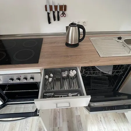 Apartment Oase Im Grünen Hinterhof, Eg, Ruhe, Terrasse, Carport, Free Paytv, Kaffee&tee, Fahrräder *