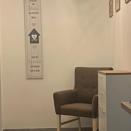 Oase Im Gruenen Hinterhof, Eg, Ruhe, Terrasse, Carport, Free Paytv, Kaffee&tee, Fahrraeder *