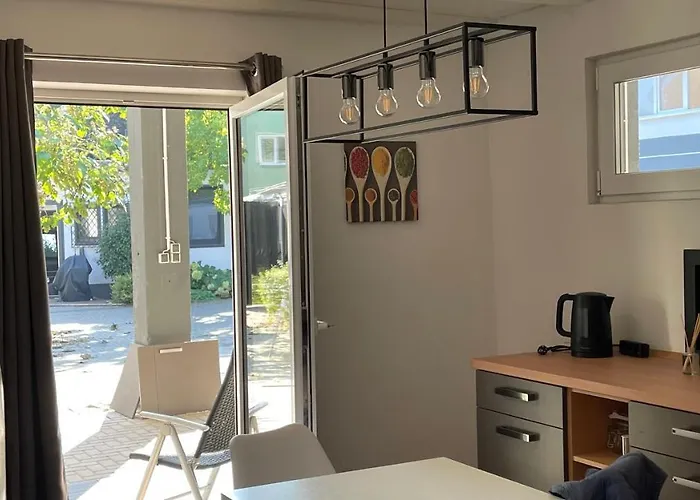 Oase Im Gruenen Hinterhof, Eg, Ruhe, Terrasse, Carport, Free Paytv, Kaffee&tee, Fahrraeder *