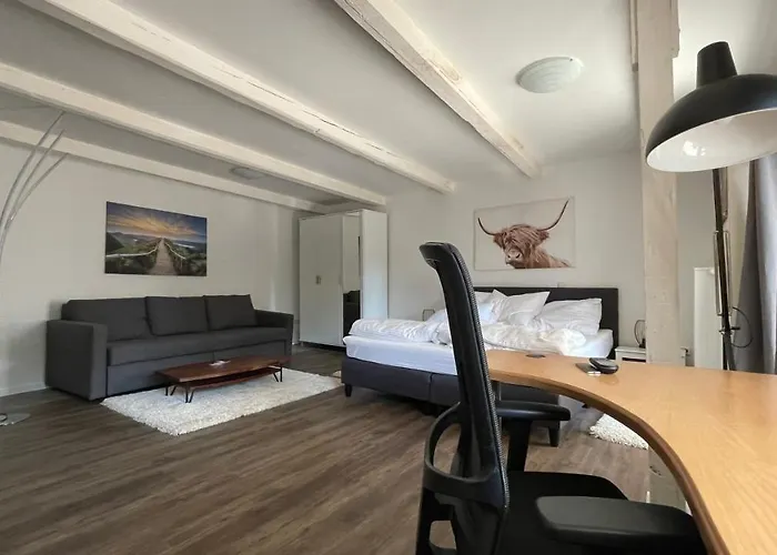 Oase Im Gruenen Hinterhof, Eg, Ruhe, Terrasse, Carport, Free Paytv, Kaffee&tee, Fahrraeder Апартаменты