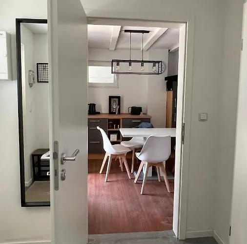 Oase Im Gruenen Hinterhof, Eg, Ruhe, Terrasse, Carport, Free Paytv, Kaffee&tee, Fahrraeder *