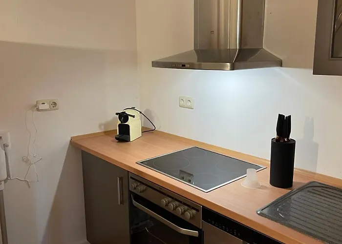 Oase Im Gruenen Hinterhof, Eg, Ruhe, Terrasse, Carport, Free Paytv, Kaffee&tee, Fahrraeder Апартаменты