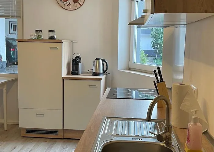 Oase Im Gruenen Hinterhof, Eg, Ruhe, Terrasse, Carport, Free Paytv, Kaffee&tee, Fahrraeder Апартаменты *