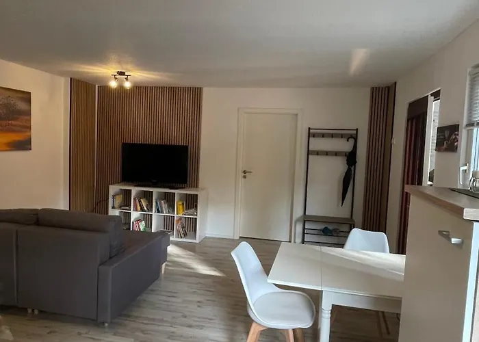 Апартаменты Oase Im Gruenen Hinterhof, Eg, Ruhe, Terrasse, Carport, Free Paytv, Kaffee&tee, Fahrraeder *