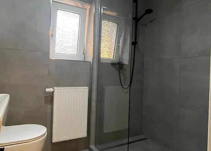 Апартаменты Oase Im Gruenen Hinterhof, Eg, Ruhe, Terrasse, Carport, Free Paytv, Kaffee&tee, Fahrraeder