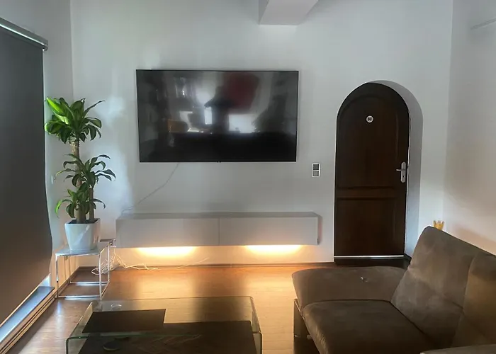 Oase Im Gruenen Hinterhof, Eg, Ruhe, Terrasse, Carport, Free Paytv, Kaffee&tee, Fahrraeder Дуйсбург