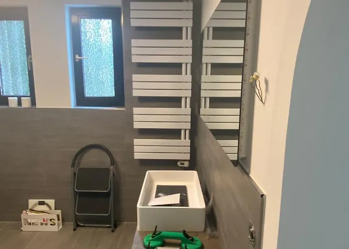 Oase Im Gruenen Hinterhof, Eg, Ruhe, Terrasse, Carport, Free Paytv, Kaffee&tee, Fahrraeder