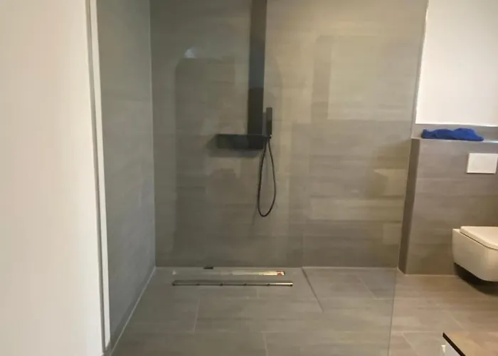 Апартаменты Oase Im Gruenen Hinterhof, Eg, Ruhe, Terrasse, Carport, Free Paytv, Kaffee&tee, Fahrraeder *